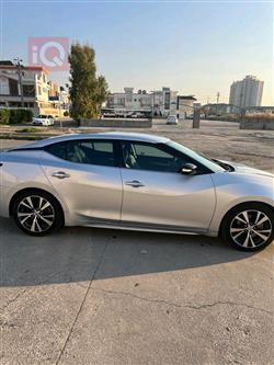 Nissan Maxima